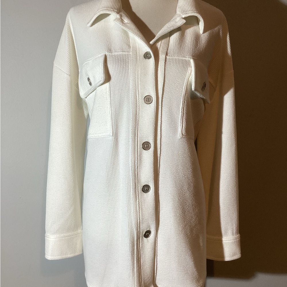 Vici Utility Shirt/Jacket Tailored Minimalist Design, front pockets, button up,M